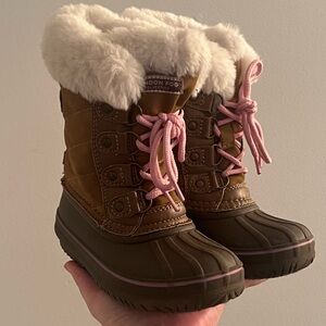 London Fog Little Girls (size 10)Snow Boots